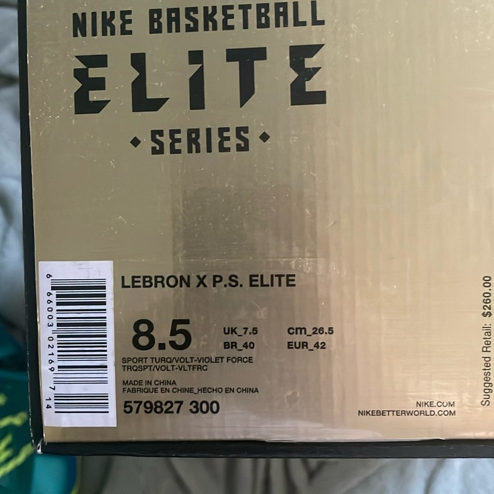 Never worn